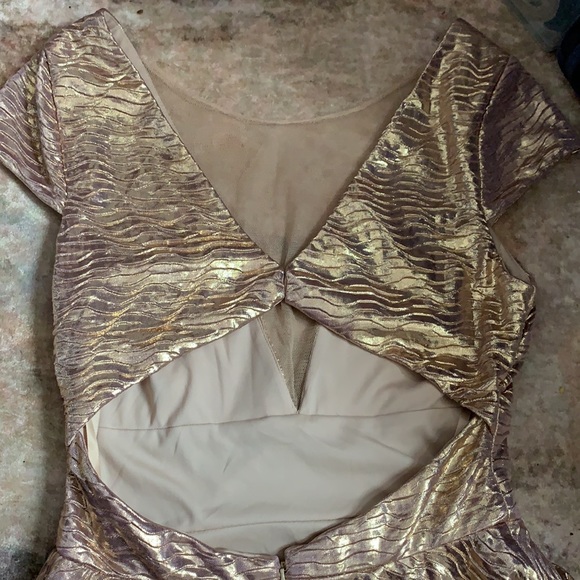 GOLDEN. ROSEz, USED.  in excellent condition. - Picture 14 of 15